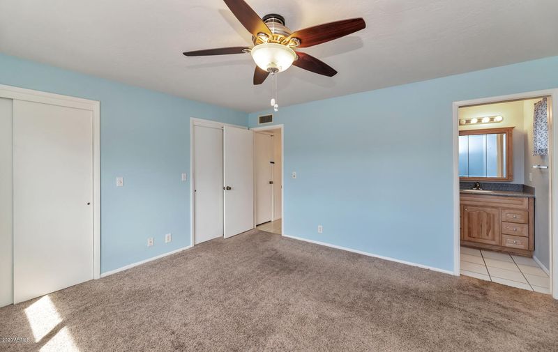 5102 E Emerald Ave, Mesa, AZ 85206