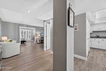 5102 N 31st Pl #433, Phoenix, AZ 85016