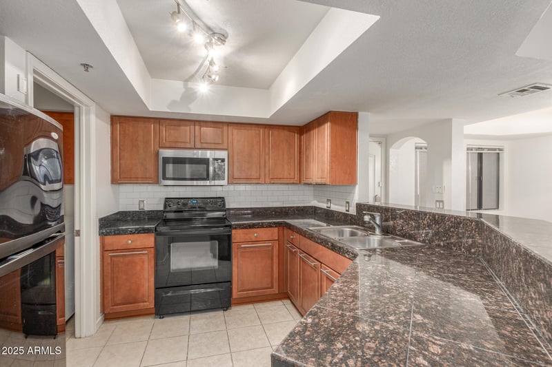 5104 32nd St #109, Phoenix, AZ 85018