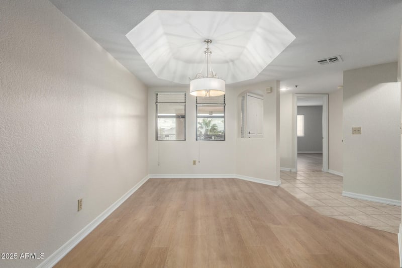 5104 32nd St #332, Phoenix, AZ 85018