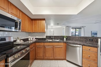 5104 N 32nd St #109, Phoenix, AZ 85018