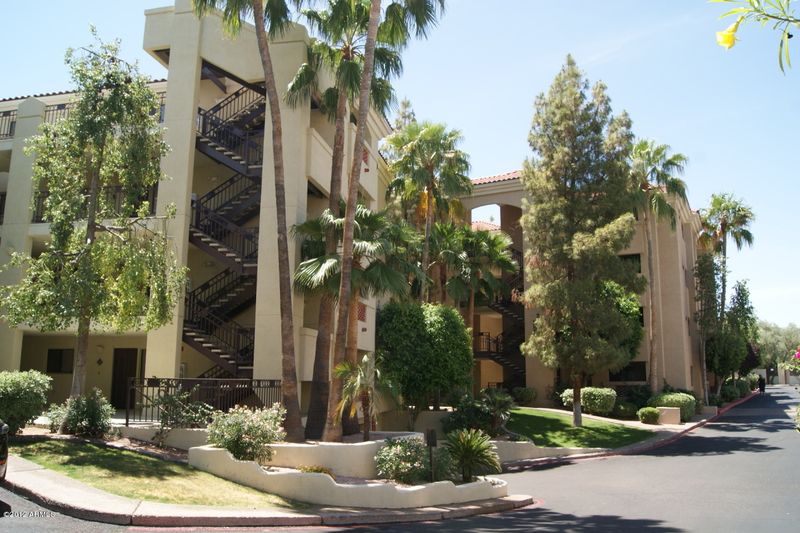 5104 N 32nd St #215, Phoenix, AZ 85018