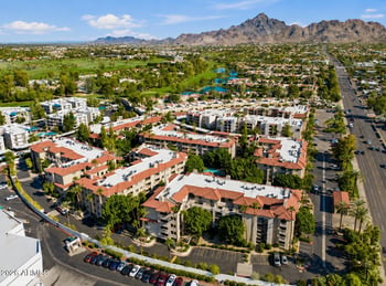 5104 N 32nd St #236, Phoenix, AZ 85018