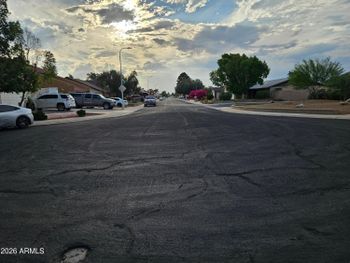 5104 W Christy Dr, Glendale, AZ 85304