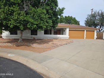 5104 Christy Dr, Glendale, AZ 85304