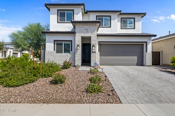 5106 Village Dr, Scottsdale, AZ 85254