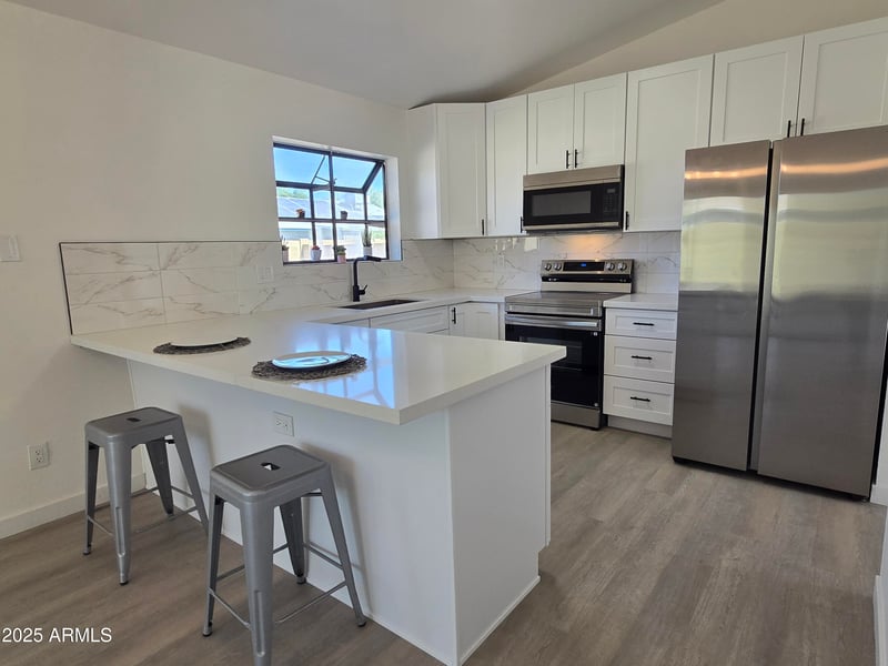 5108 Shomi St, Phoenix, AZ 85044