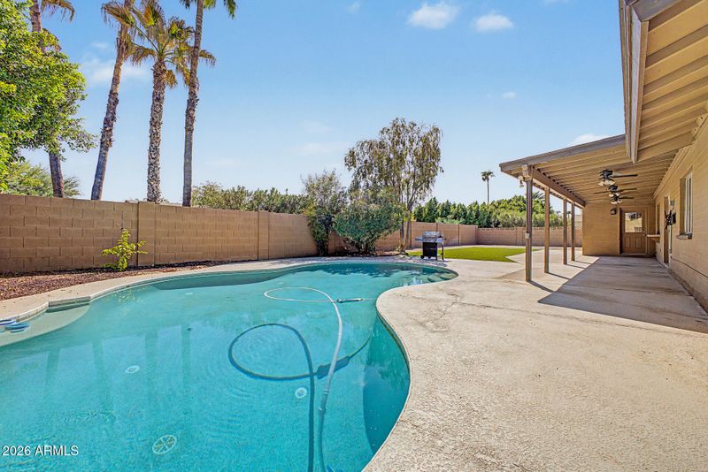 5109 E Laurel Ln, Scottsdale, AZ 85254