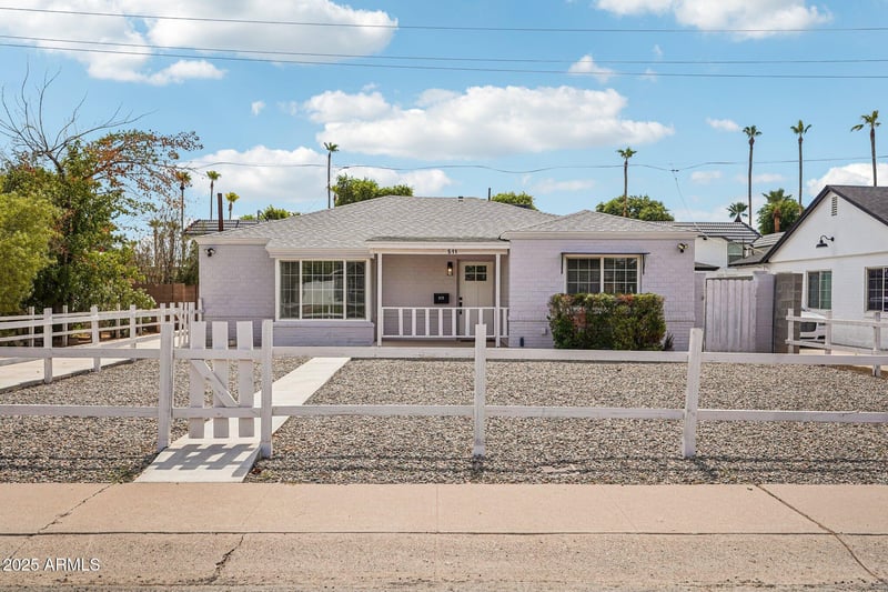 511 Cheery Lynn Rd, Phoenix, AZ 85012