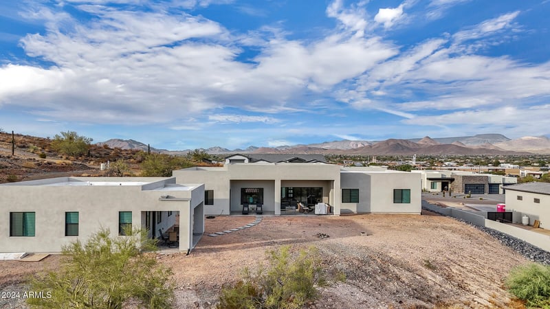 511 E Tumbleweed Dr, Phoenix, AZ 85085