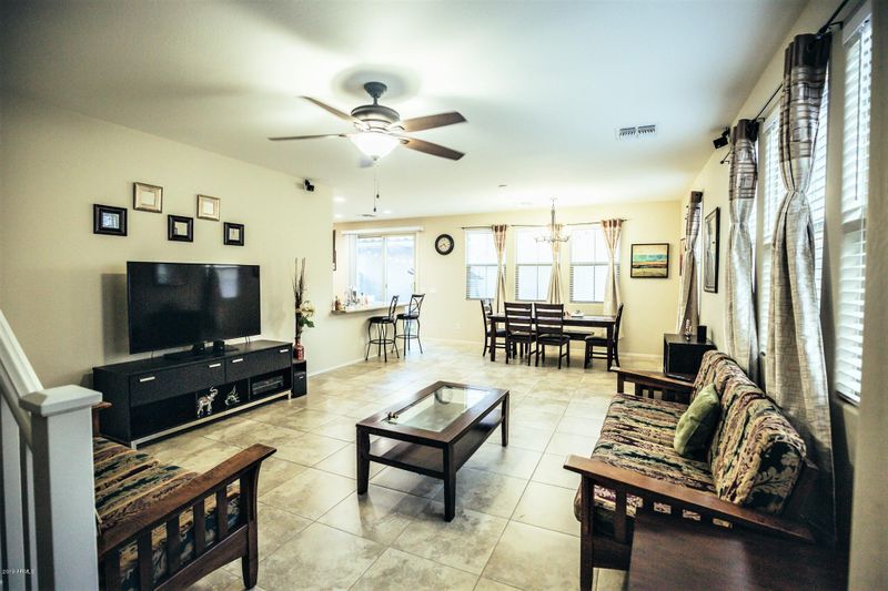 511 N Ranger Trl, Gilbert, AZ 85234