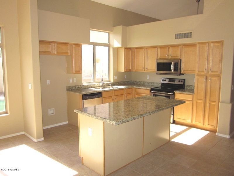 511 N Scott Dr, Chandler, AZ 85225