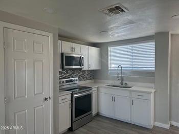 5113 17th Ave #Apt 2, Phoenix, AZ 85015