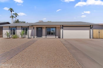 5114 Nambe St, Phoenix, AZ 85044