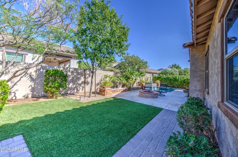 5115 Dassault Way, Mesa, AZ 85212