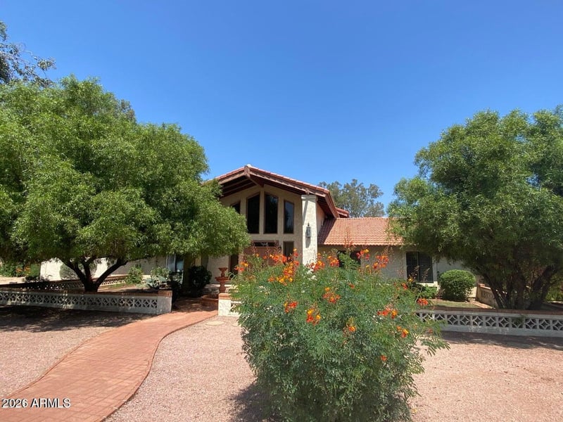 5116 Berneil Dr, Paradise Valley, AZ 85253