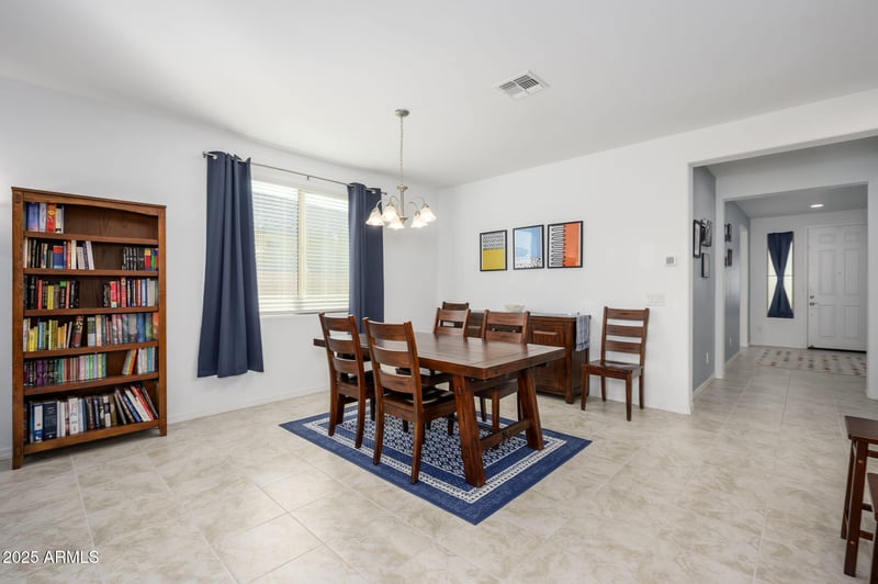 5117 81st Ave, Glendale, AZ 85303