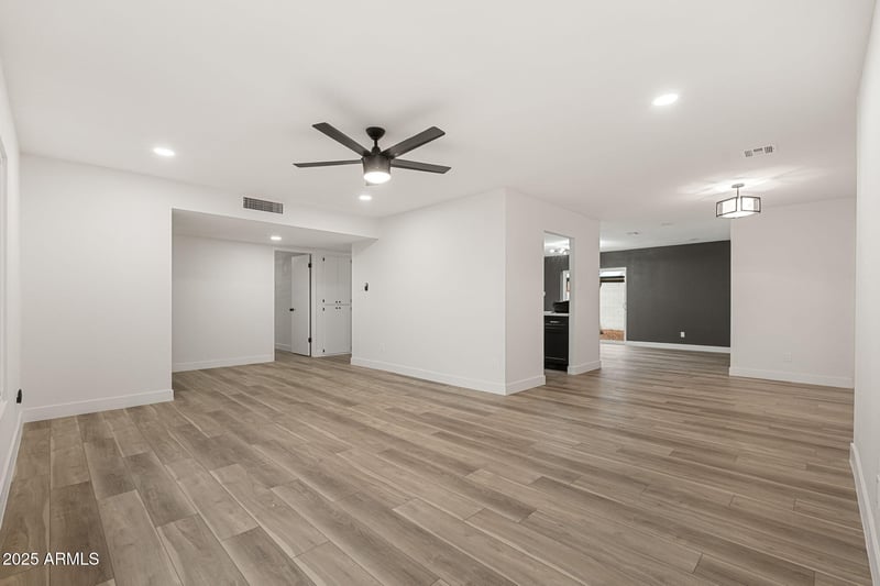 5117 Crocus Dr, Glendale, AZ 85306
