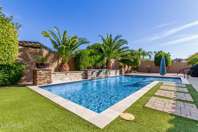 5117 Quiet Way, Gilbert, AZ 85298