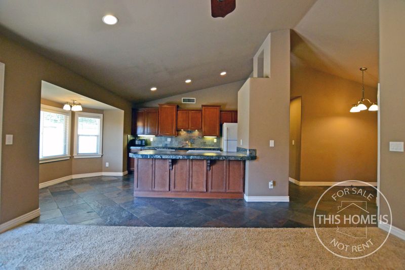 5118 W Orchid Ln, Glendale, AZ 85302