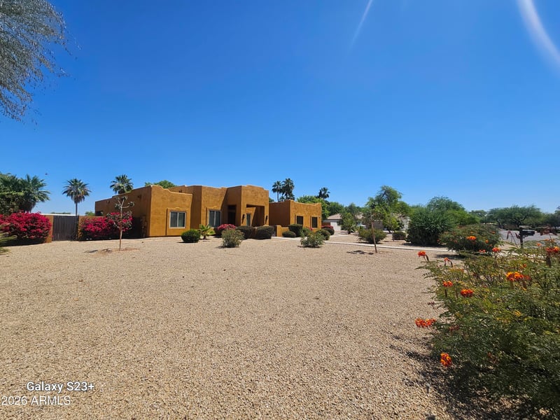 5118 Winston Dr, Laveen, AZ 85339