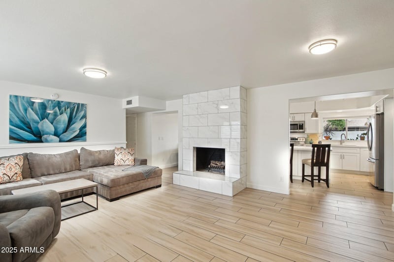5119 Shaw Butte Dr, Scottsdale, AZ 85254