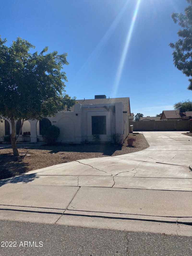 5119 W Eugie Ave, Glendale, AZ 85304
