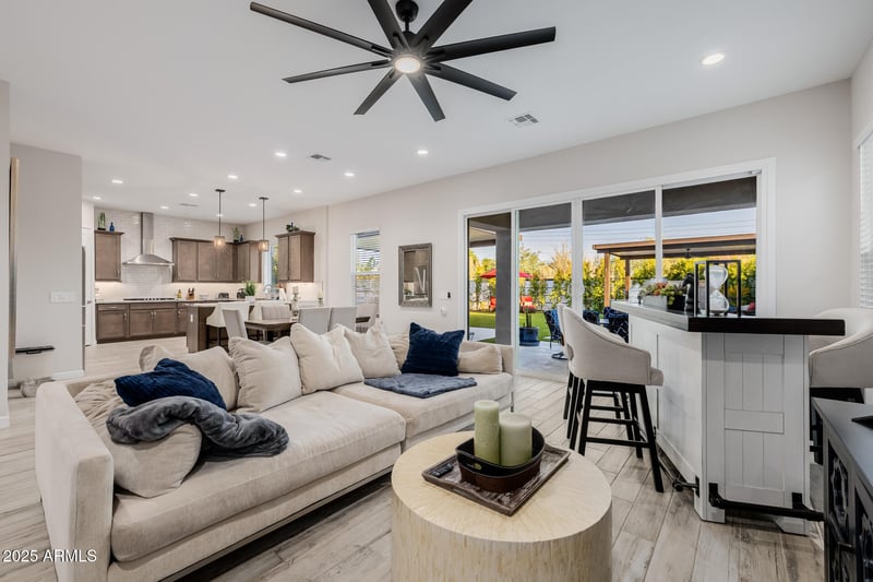 5119 Woodridge Dr, Scottsdale, AZ 85254