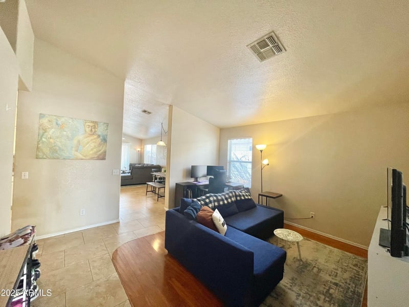 512 93rd Way, Mesa, AZ 85208