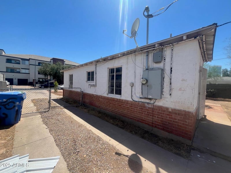 512 Mulberry Dr, Phoenix, AZ 85012