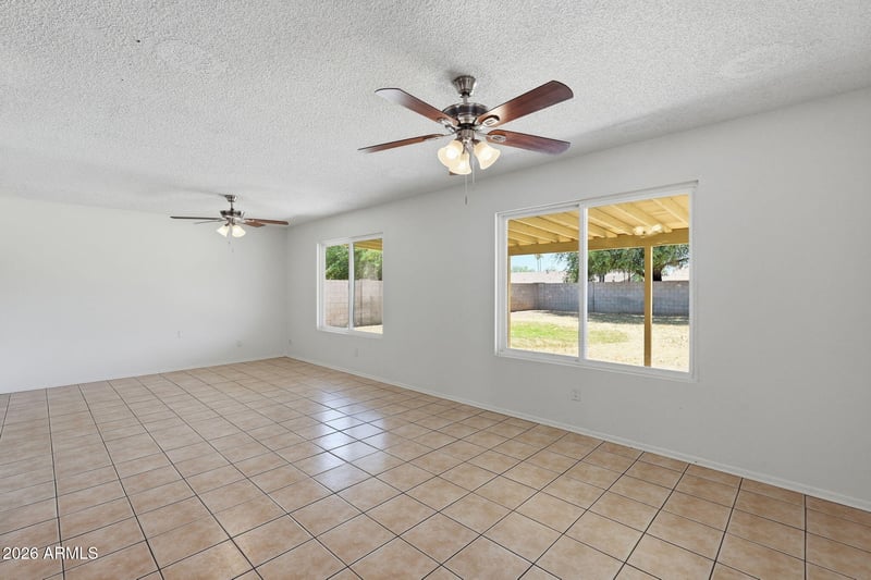 512 Los Feliz Dr, Chandler, AZ 85226