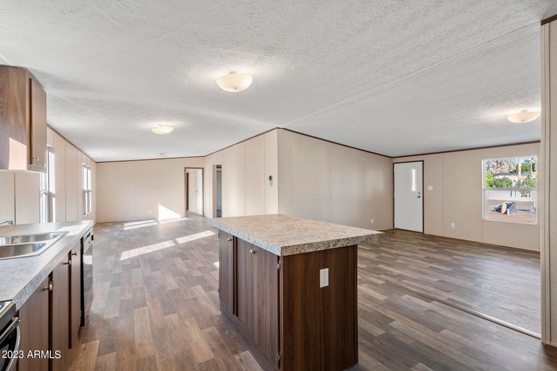 512 S 89th Pl, Mesa, AZ 85208