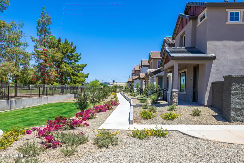512 Soho Ln #8, Chandler, AZ 85225