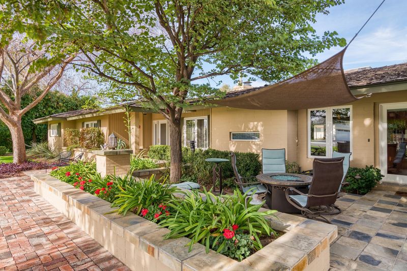 512 W Orangewood Ave, Phoenix, AZ 85021