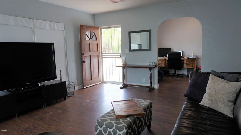 5120 N 10th Pl, Phoenix, AZ 85014