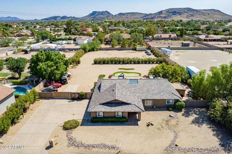5121 W Whispering Wind Dr, Glendale, AZ 85310