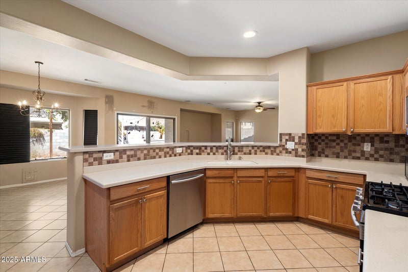 5122 Bowker St, Laveen, AZ 85339
