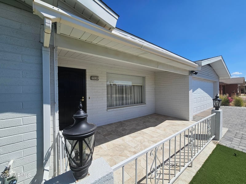 5122 Emerald Cir, Mesa, AZ 85206