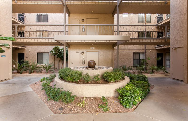 5122 N 31st Way #233, Phoenix, AZ 85016