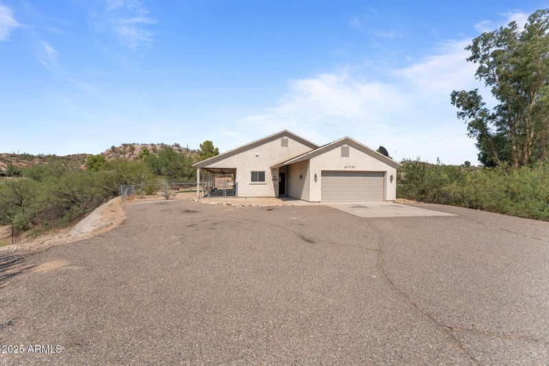 51224 Mockingbird Rd, Wickenburg, AZ 85390