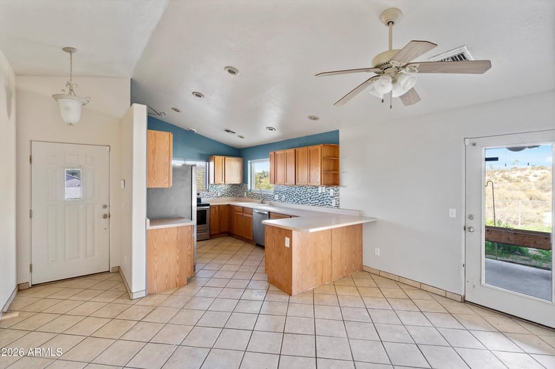 51224 Mockingbird Rd, Wickenburg, AZ 85390