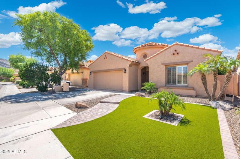 5123 Redbird Rd, Phoenix, AZ 85083