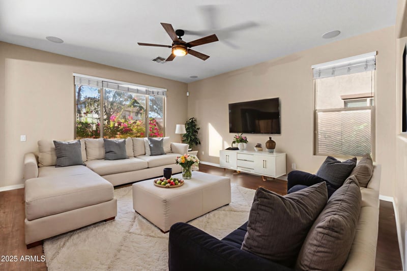 5123 Saddlehorn Rd, Phoenix, AZ 85083