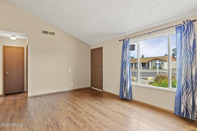 5123 W Willow Ave, Glendale, AZ 85304