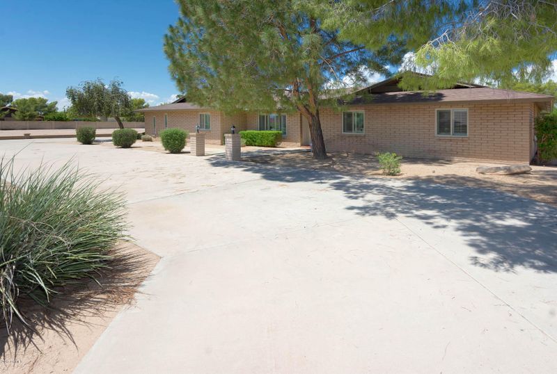 5124 W Soft Wind Dr, Glendale, AZ 85310