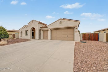5125 194th Dr, Litchfield Park, AZ 85340