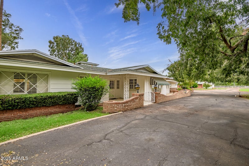 5126 24th St, Phoenix, AZ 85016