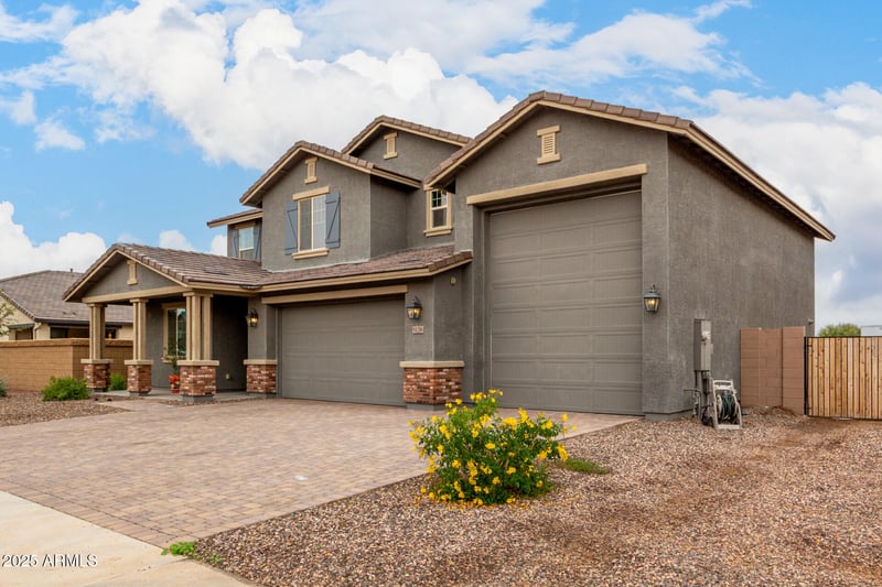 5126 Roundhouse Rd, Laveen, AZ 85339