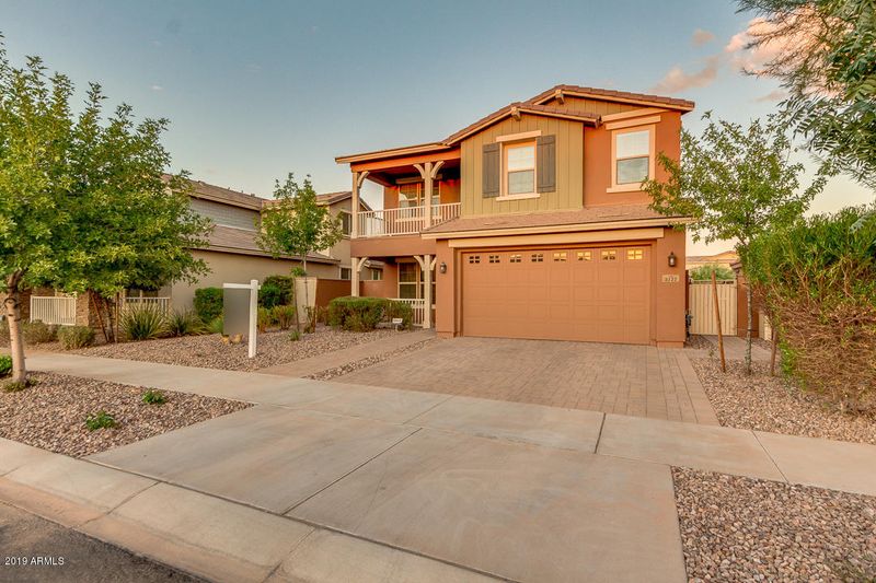 5127 S Quantum Way, Mesa, AZ 85212