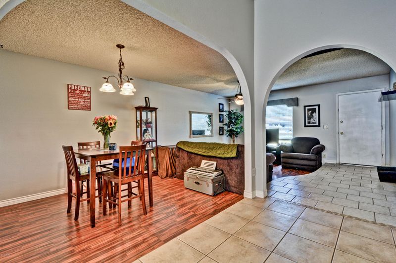 5127 W Carol Ave, Glendale, AZ 85302